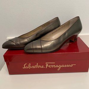 Vintage Ferragamo Bronze Medium Heel